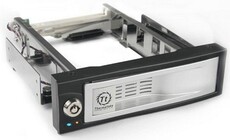 Mobile rack для HDD Thermaltake Max4 N0023SN (SATA)